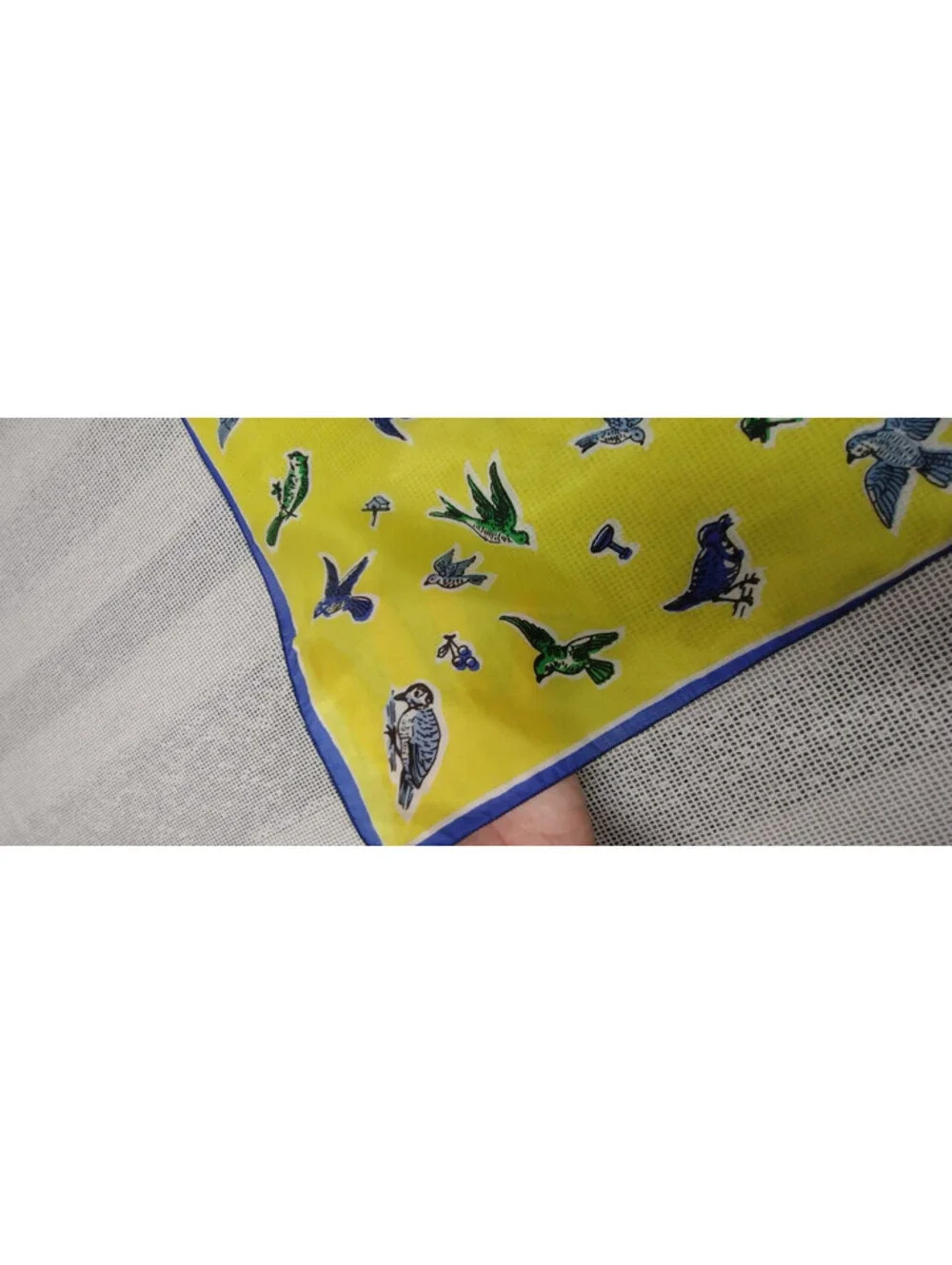 Vintage 1950s Pure Silk Handkerchief Birds Scarf TRI COLOR BIRDIES Rockabilly